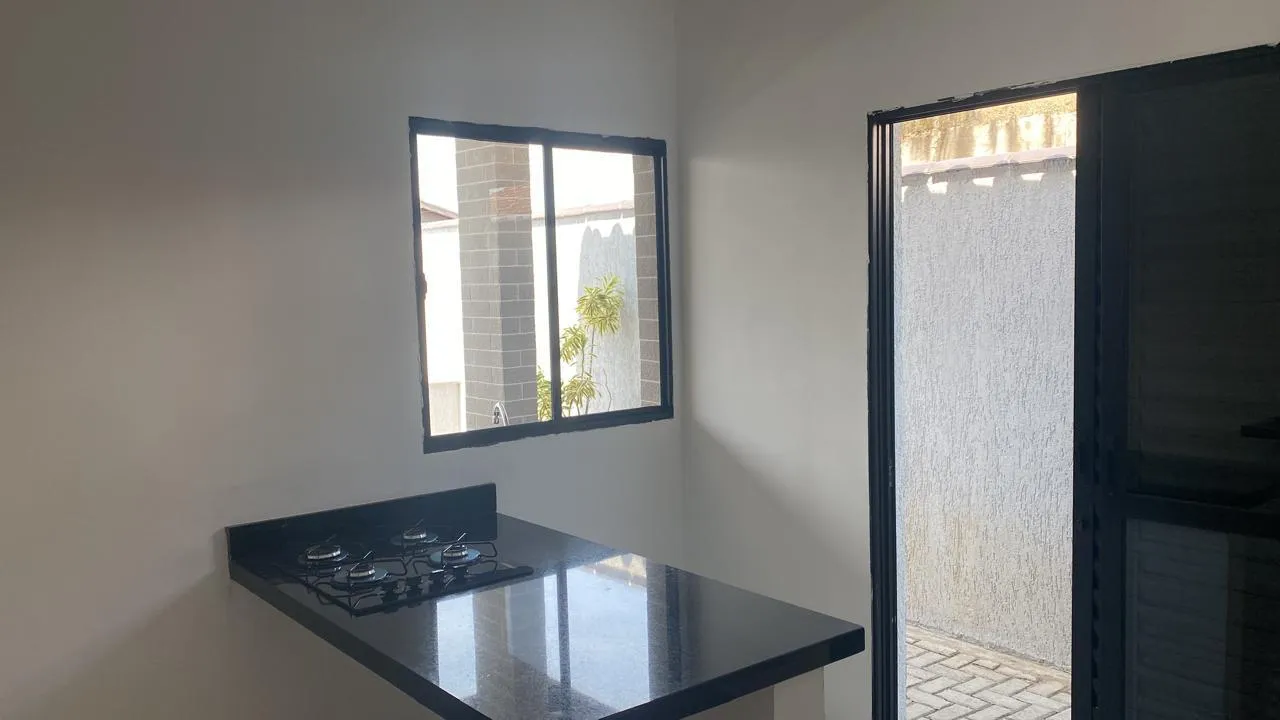 Imagem CASA NOVA COM PISCINA E ACEITA FINANCIAMENTO BANCÁRIO NO SANTA JÚLIA EM ITANHAÉM