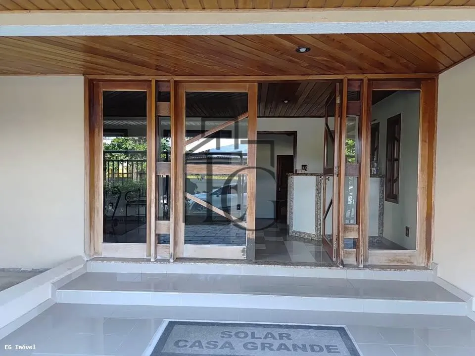 Imagem Apartamento para Venda em Araruama, Parque Hotel, 4 dormitórios, 2 suítes, 1 banheiro, 1 vaga