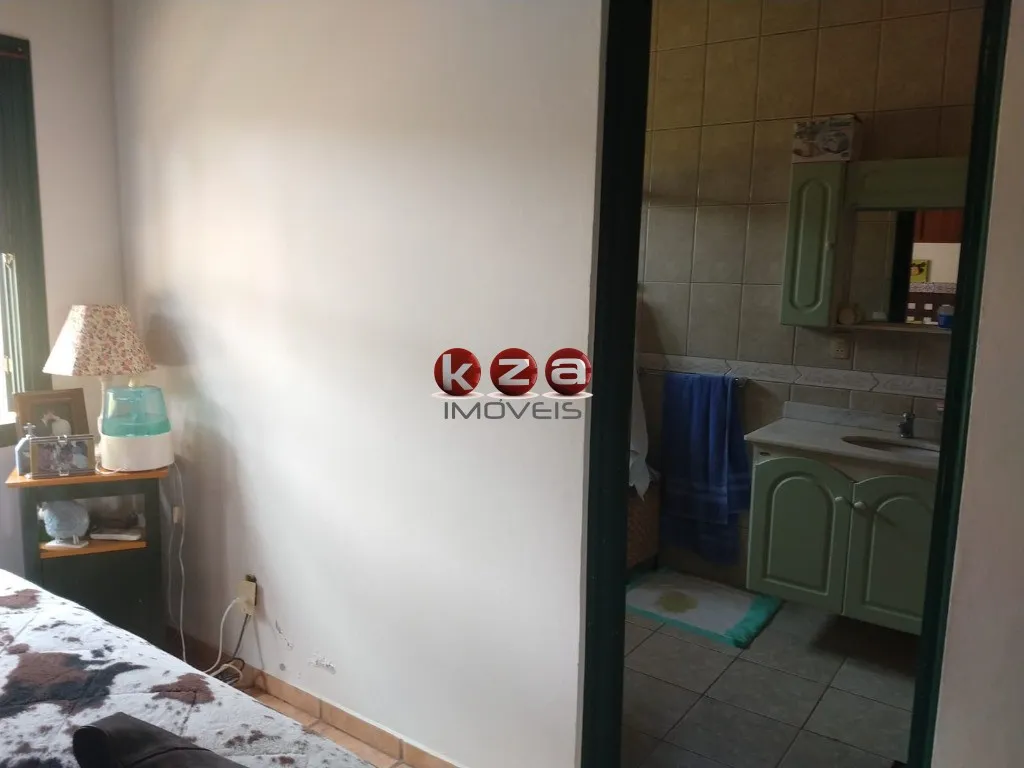 Imagem Imperdível oportunidade: Casa de luxo em condomínio Santa Fé, Vinhedo-SP, com 4 suítes e 8 vagas de garagem!
