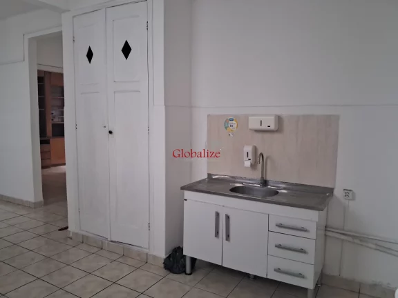 Imagem Casa sobreposta térrea em Santos no bairro do Gonzaga com características para ser comércio para locação por R$ 7.000,00 ou venda por R$ 1.175.000,00
