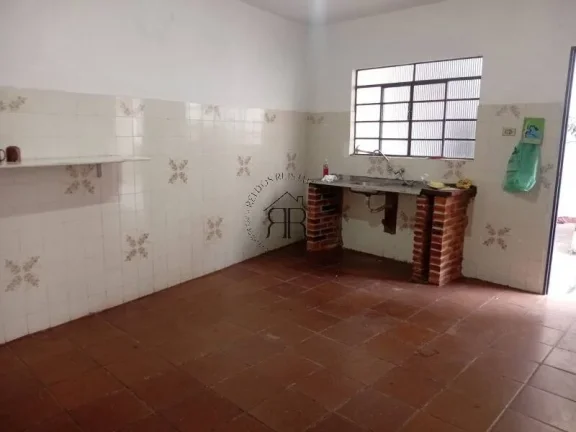 Imagem Casa à venda no bairro Jardim Egle
Imóvel amplo, ideal para moradia ou investimento, com terreno g...