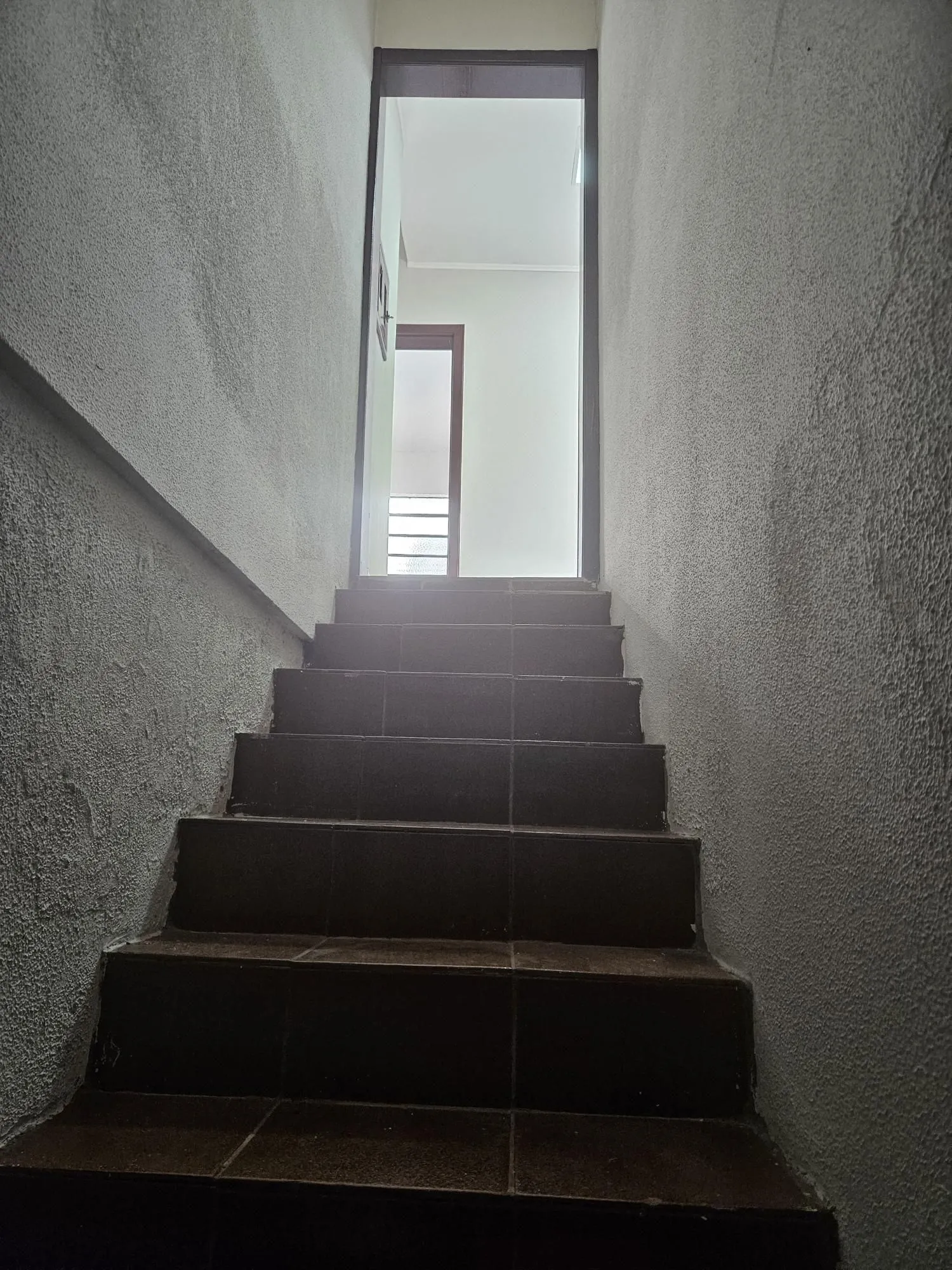 Imagem Casa toda reformada na avenida nonoai