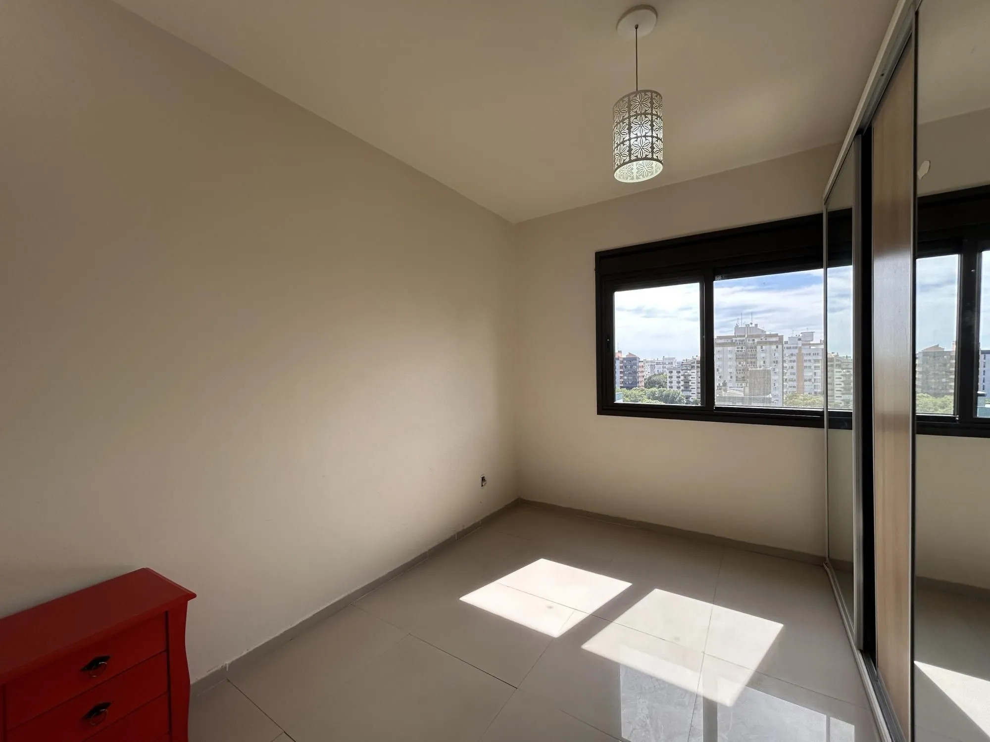 Imagem Cobertura Duplex à venda / aluguel (R$11.900,00 + taxas) no Centro de Canoas com piscina