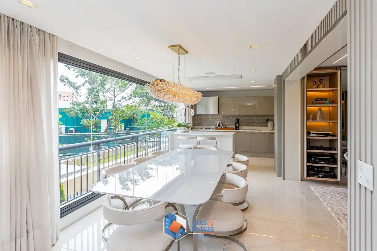 Imagem Apartamento garden para venda em Vila Olímpia com 3 quartos, sendo 3 suítes, 220m²
