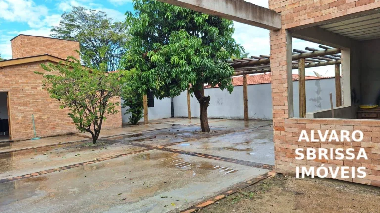 Imagem Vende- Linda Casa comercial com 5 salas- Bairro Brasil- Itu/SP