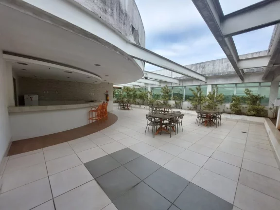 Imagem Comercial para Venda em Itaboraí/RJ - 0 Dorm. 380 m2 Área Útil