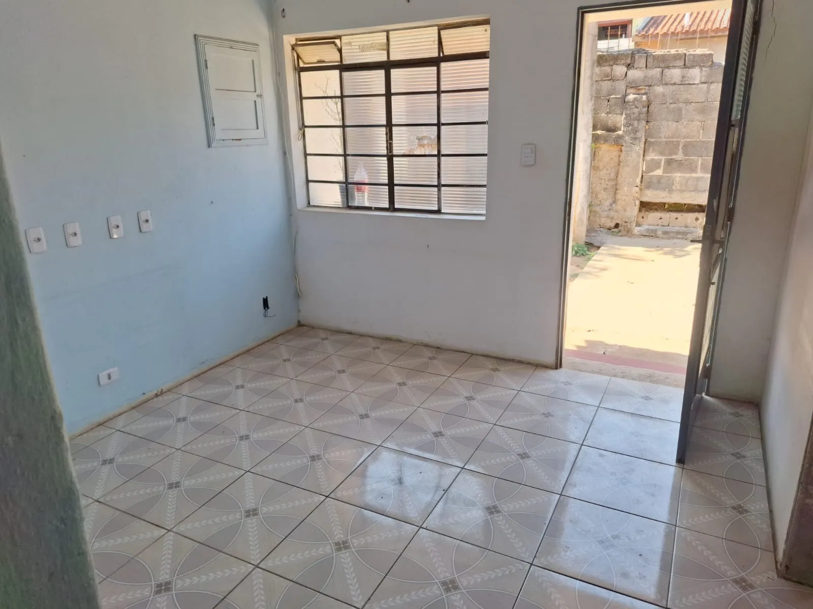 Imagem Casa à Venda no Jardim Novo Eldorado | 300 m² de Terreno | 2 Quartos e Galpão