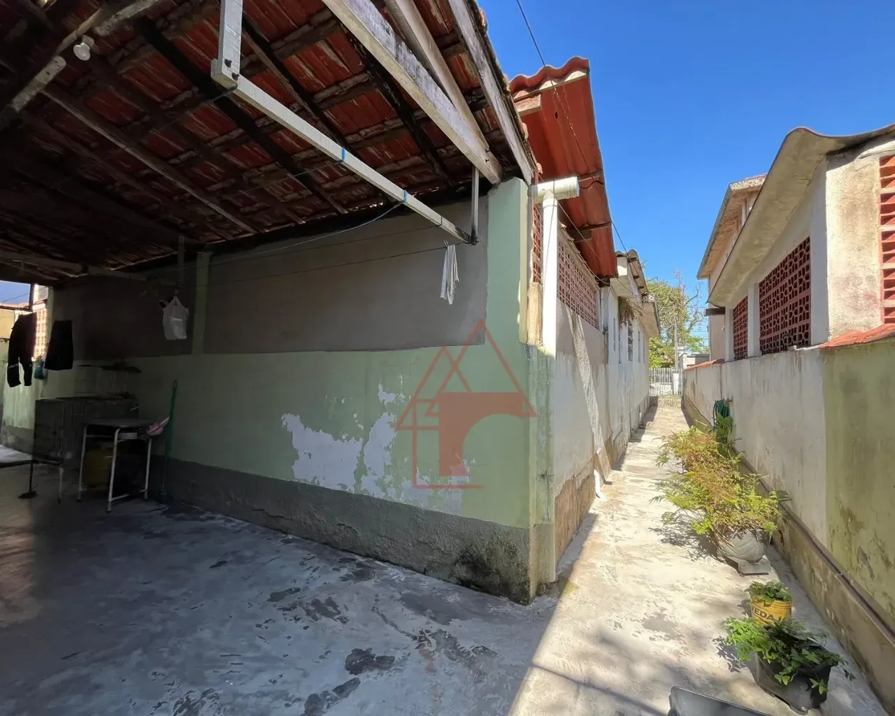 Imagem Casa com 2 Quartos à Venda, 313 m² em Jardim Casqueiro - Cubatão