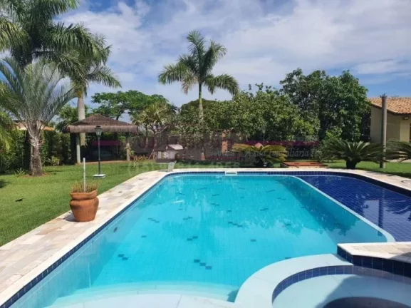 Imagem Linda casa de campo dentro de condomínio