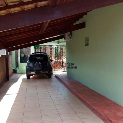Imagem Chácara com 3 dormitórios à venda, 1100 m² por R$ 2.340.000,00 - Jardim Estância Brasil - Atibaia/SP