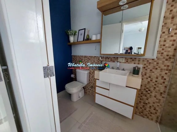 Imagem Excelente casa em condomínio fechado com 04 dormitórios