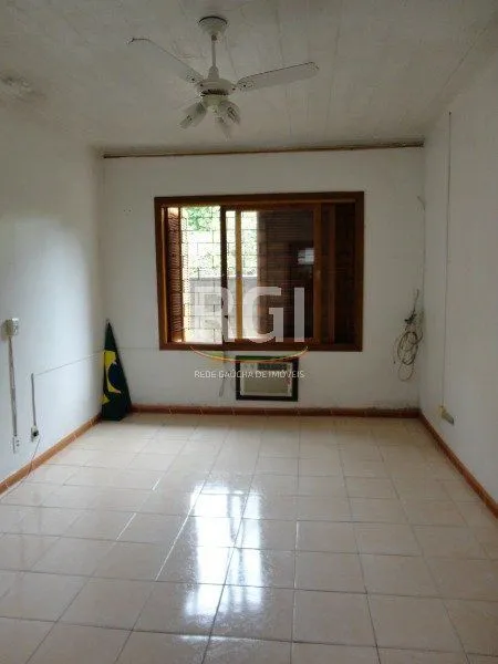 Imagem Casa para Venda - 100m², 3 dormitórios, 4 vagas - Guarujá