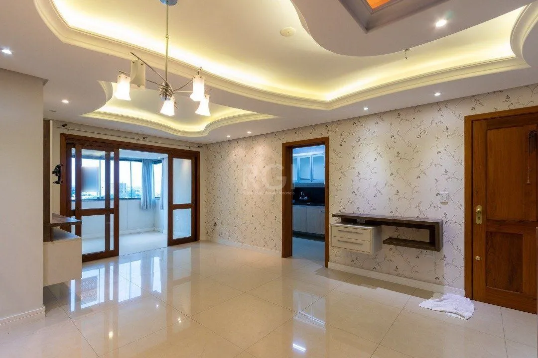 Imagem Cobertura para Venda - 247.08m², 3 dormitórios, sendo 1 suites, 2 vagas - Vila Ipiranga