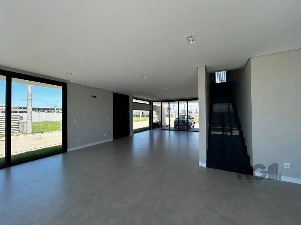 Imagem Casa de Condomínio em Atlântida Sul