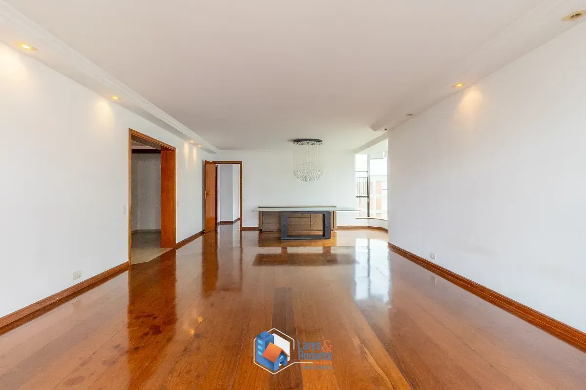 Imagem Apartamento para venda em Campo Belo com 3 quartos, sendo 1 suíte, 236m²