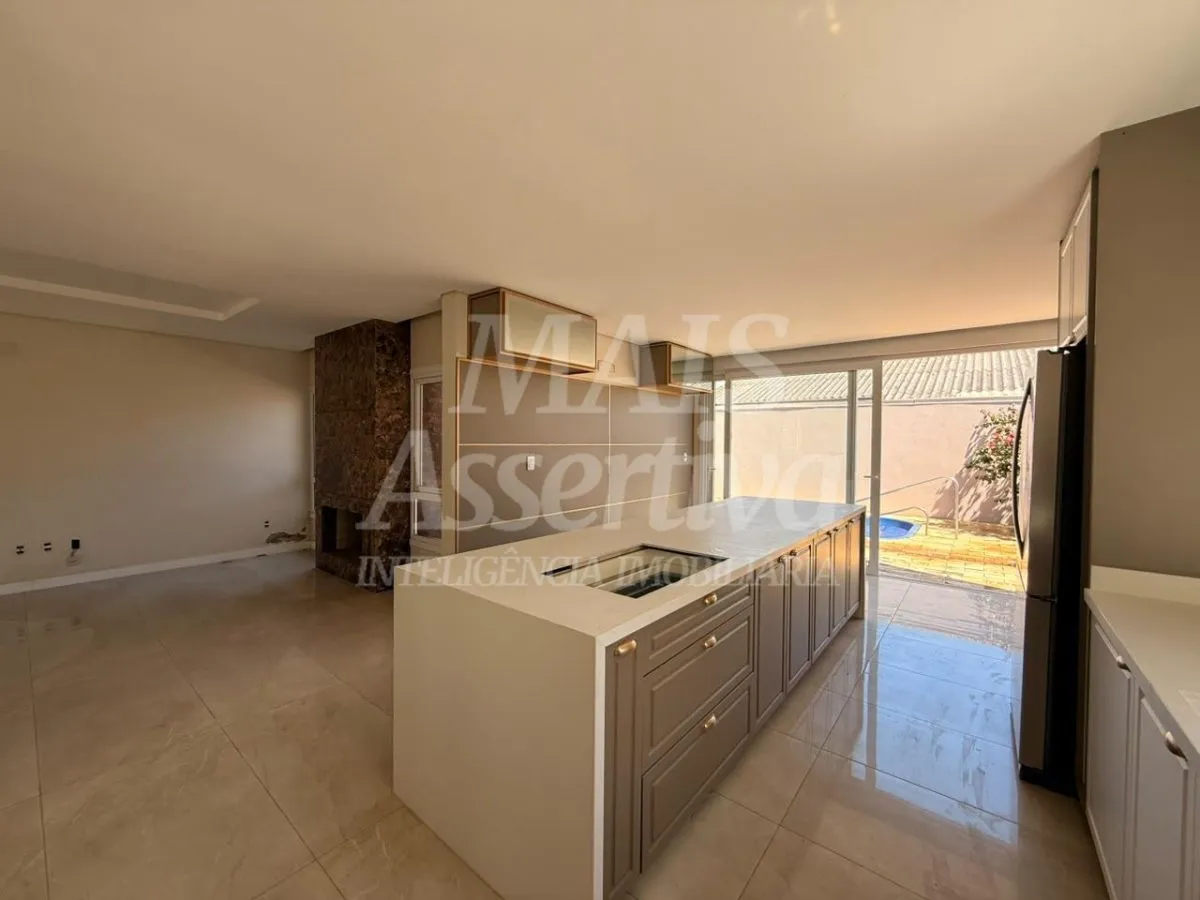 Imagem Sobrado com 03 suites, semi mobiliado para locação - São José em Canoas