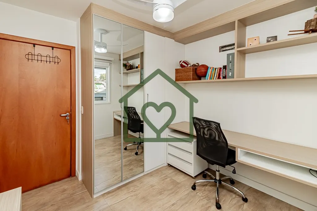Imagem APARTAMENTO COM PÁTIO PRIVATIVO SEMIMOBILIADO 108m², 3 QUARTOS (1 SUÍTE), 2 BANHEIROS, 2 VAGAS DE...