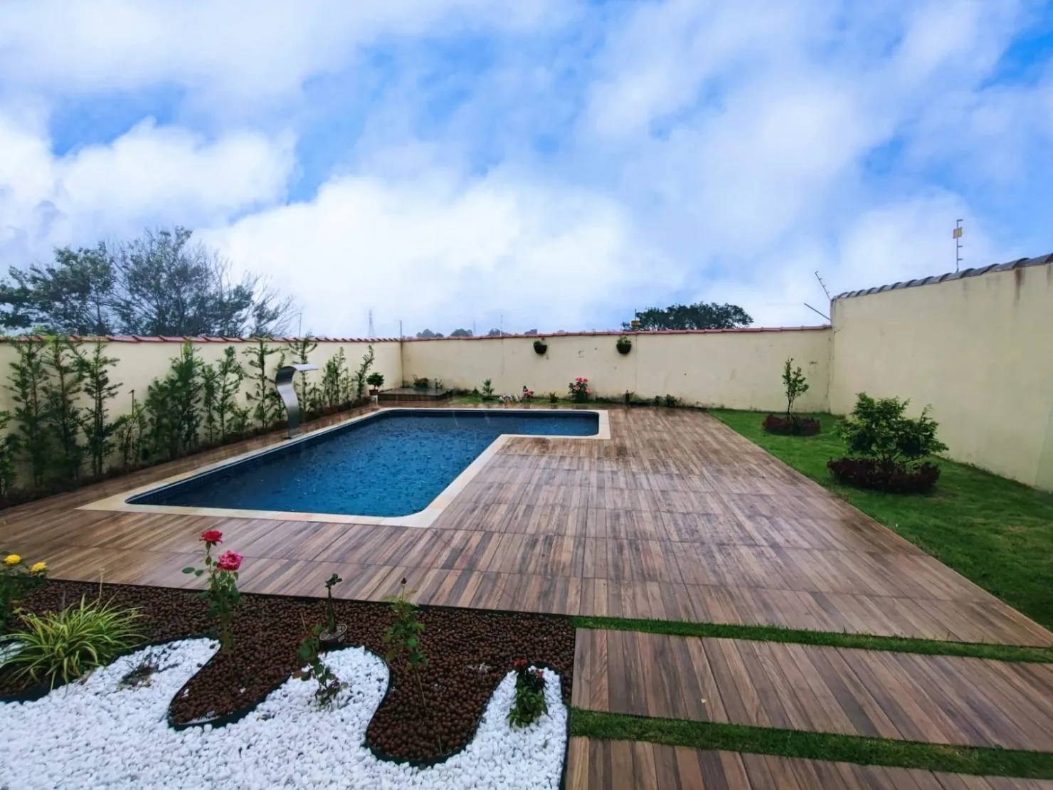 Imagem Casa à venda 3 Quartos, 1 Suite, 2 Vagas, 322M², Residencial e Comercial Cidade Jardim, Pindamonhangaba - SP