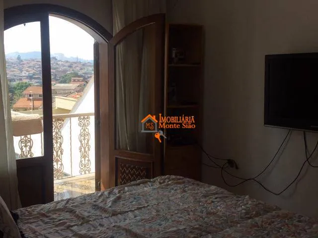 Imagem Casa com 3 dormitórios à venda, 425 m² por R$ 1.390.000,00 - Vila Rosália - Guarulhos/SP
