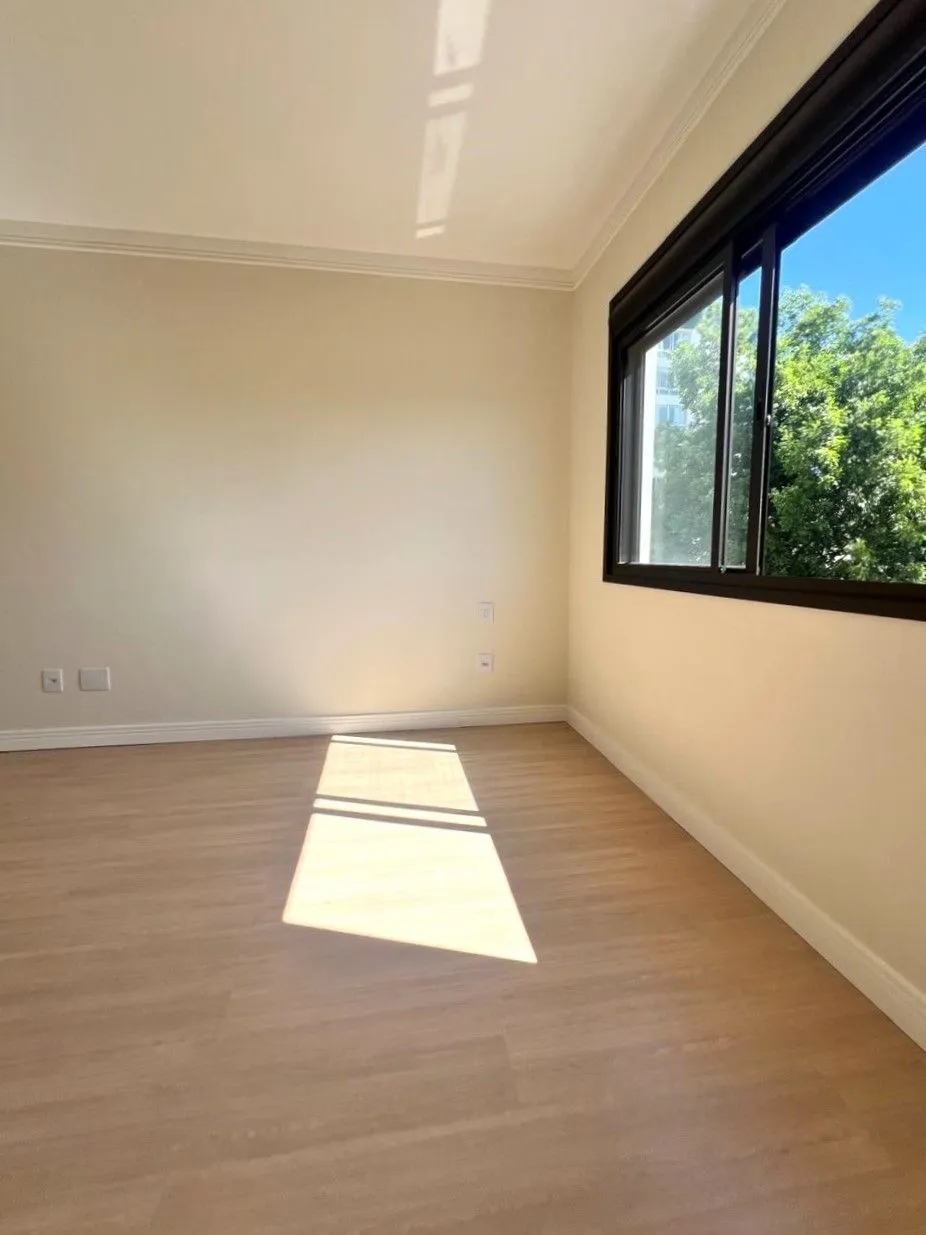 Imagem BAIRRO MONT´SERRAT- APTO. NOVO 2 DORMITÓRIOS COM 1 SUÍTE E VAGA COBERTA.