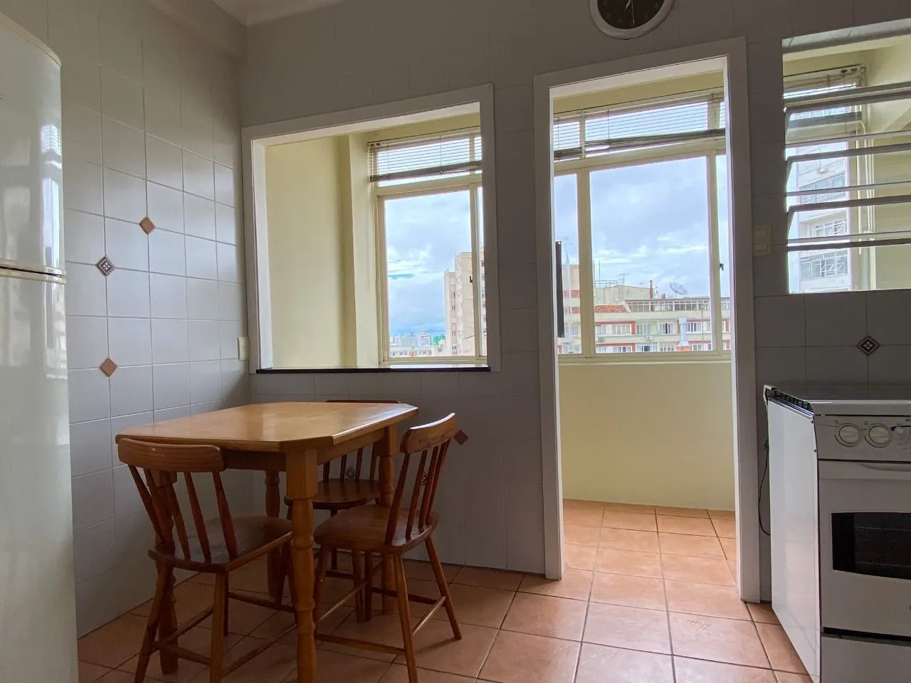 Imagem Apartamento 3 dormitórios, com linda vista, em frente ao Hospital de Clínicas
