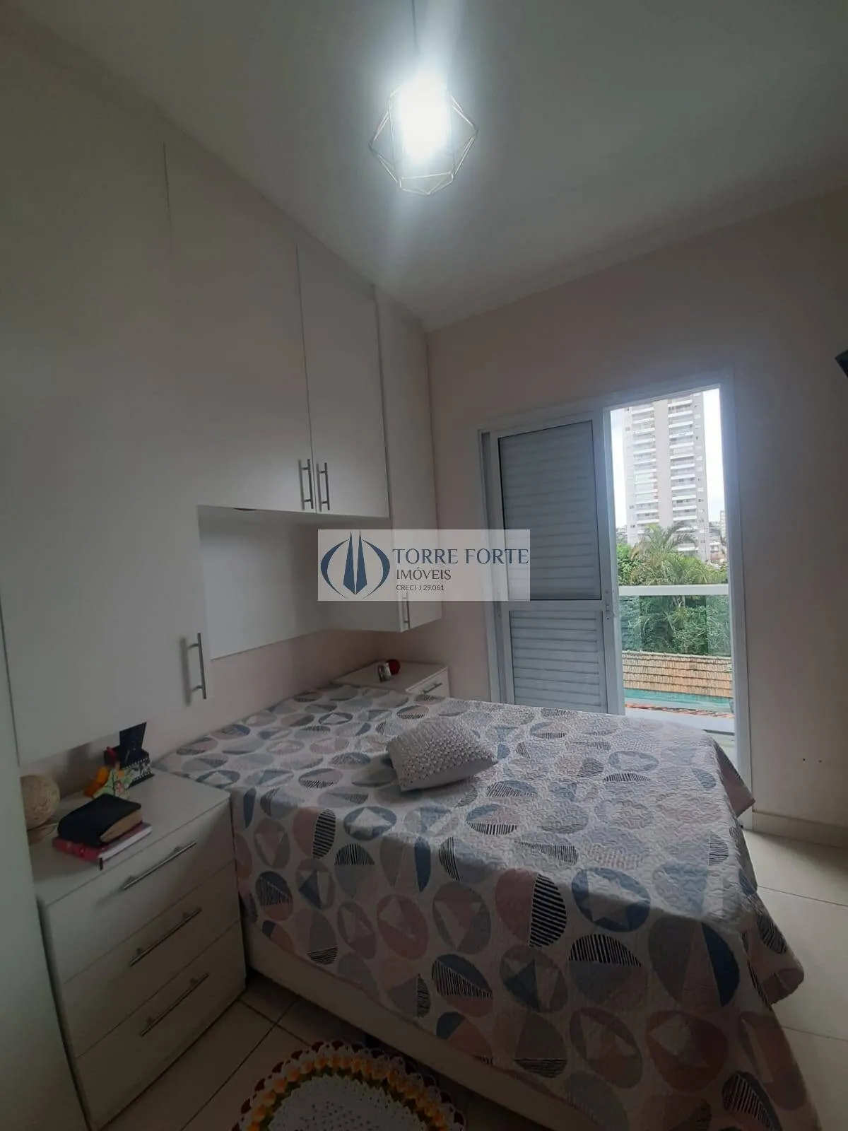 Imagem Sobrado em condominio cobertura com 3 suites 2 vagas na Vila Carrão.