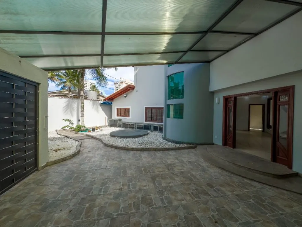 Imagem CASA COM 286,96 m² - CANTO DO FORTE - PRAIA GRANDE SP