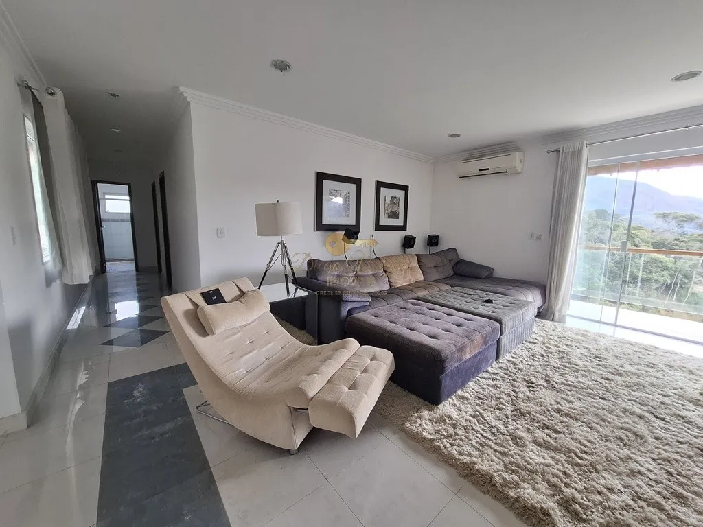 Imagem Casa em Condomínio para Venda em Teresópolis / RJ no bairro Green Valley