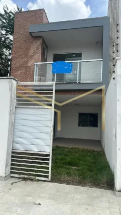 Casa ideal para quem quer morar próximo à Fraga Maia. Localizada próxima da S. Roque, Shopping Millenium e outros comércios.