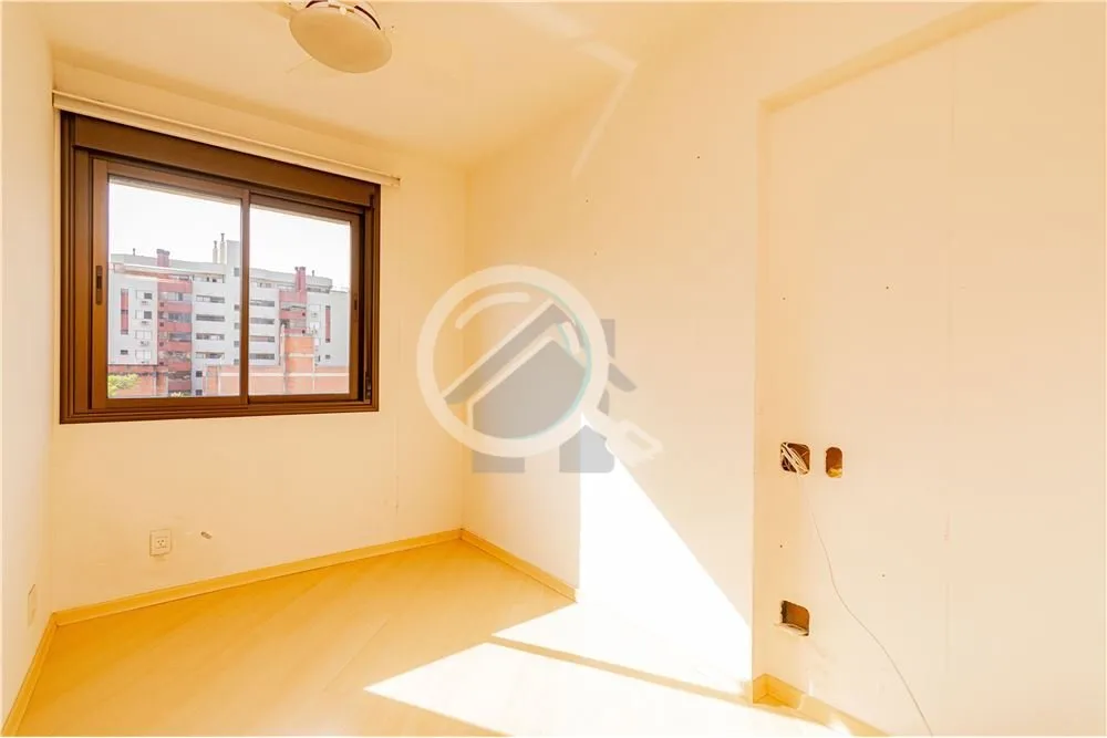 Imagem Bem-vindo a este espaçoso apartamento com uma localização privilegiada e uma variedade de comodid...