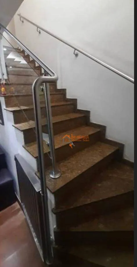 Imagem Sobrado com 3 dormitórios à venda, 250 m² por R$ 795.000,00 - Vila Flórida - Guarulhos/SP