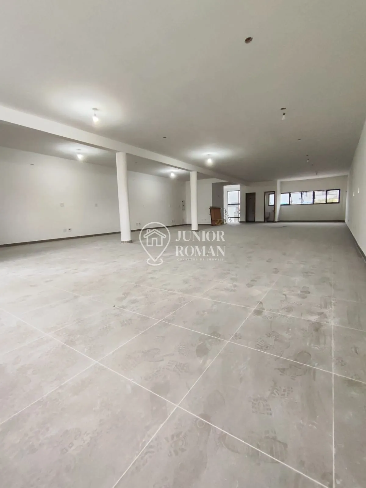 Imagem SALÃO COMERCIAL COM 425M² PARA LOCAÇÃO NO JARDIM DO MAR - SÃO BERNARDO DO CAMPO