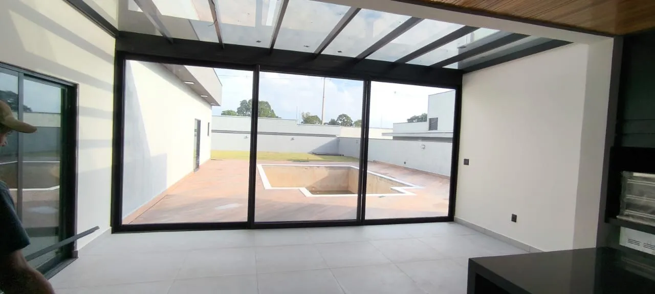 Imagem Casa de Condomínio com 3 Suítes e 5 banheiros à Venda, 528 m² por R$ 5.800.000