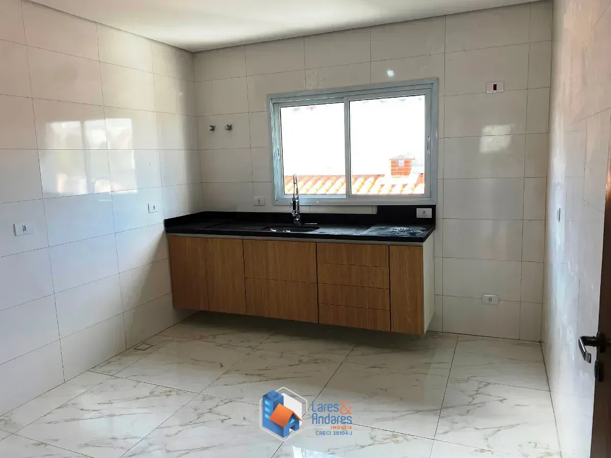 Imagem Sobrado para venda em Interlagos com 3 quartos, sendo 1 suíte, 133m²