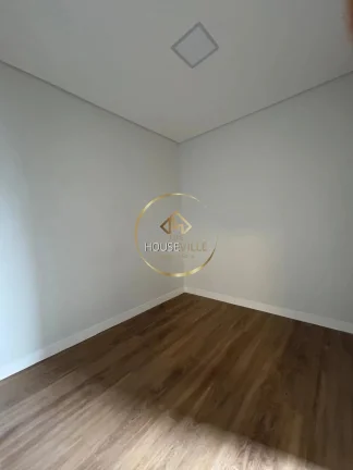 Imagem Casa térrea, 3 Suítes, 252m², Condomínio Reserva Aruanã.