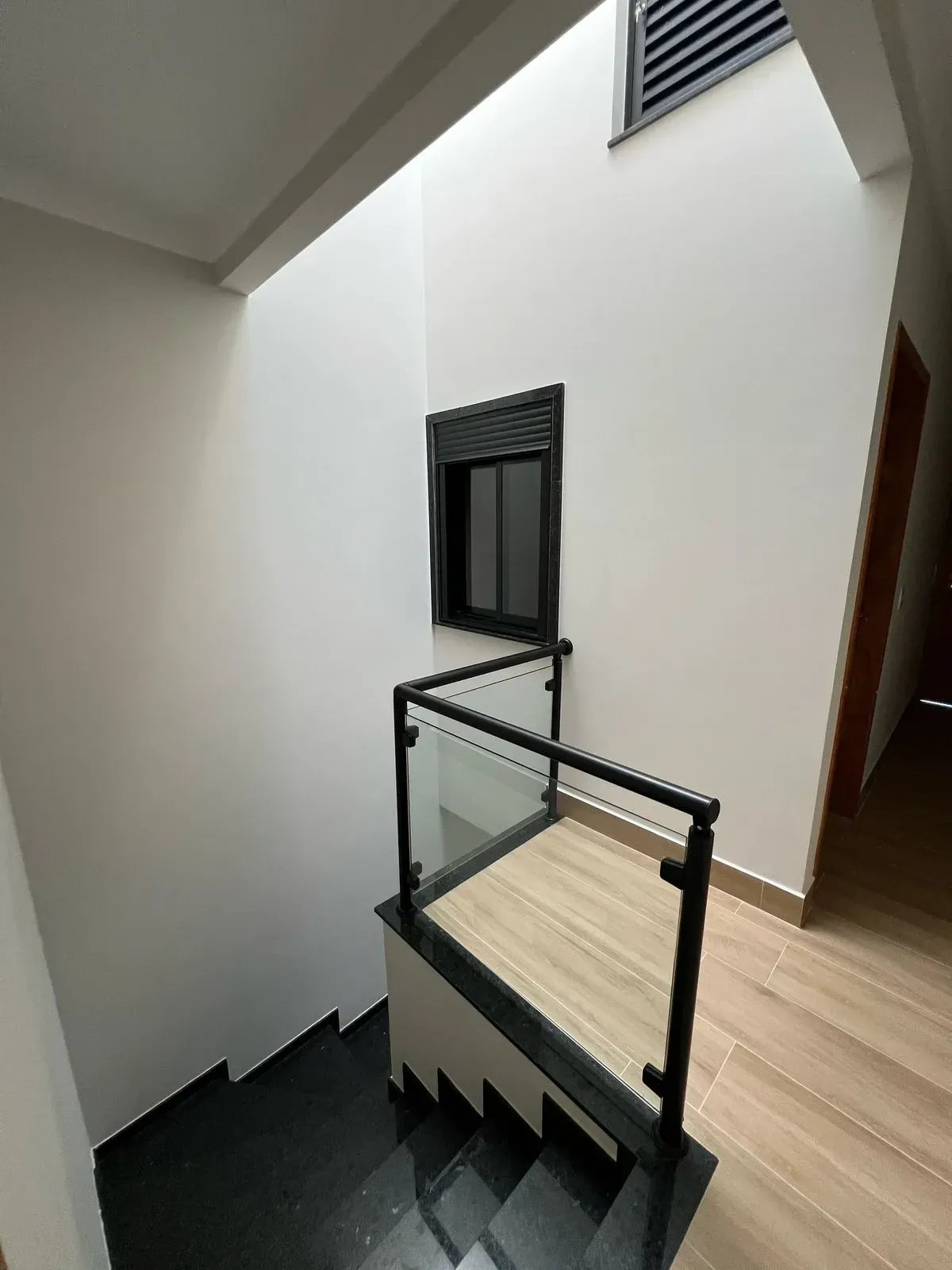 Imagem Sobrado com 3 Quartos à Venda, 145 m² em Parque Maria Domitila - São Paulo