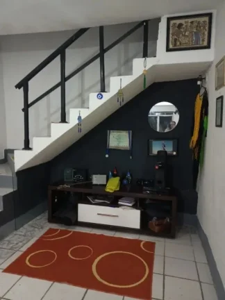 Imagem Salão Comercial de Alto Padrão para Locação na Vila Santana, Sorocaba-SP: 2 Salas, 1 Banheiro, 146m² de Área.
