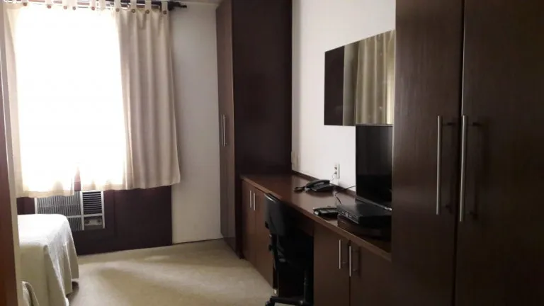 Imagem Flat com 1 Quarto à Venda ou Locação, 27 m² em Campo Belo - São Paulo