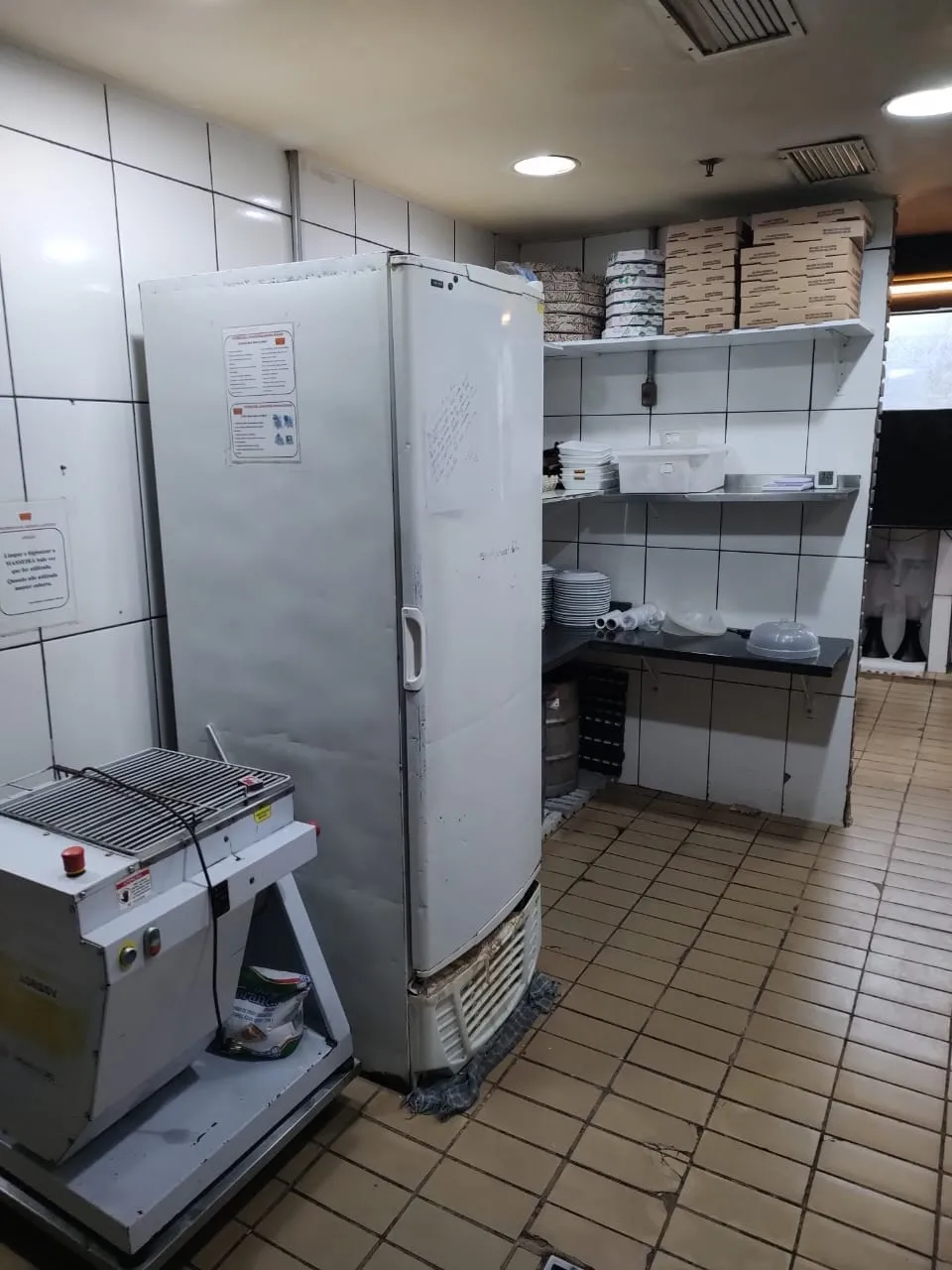 Imagem Comercial à venda 50M², Jardim Residencial Doutor Lessa, Pindamonhangaba - SP