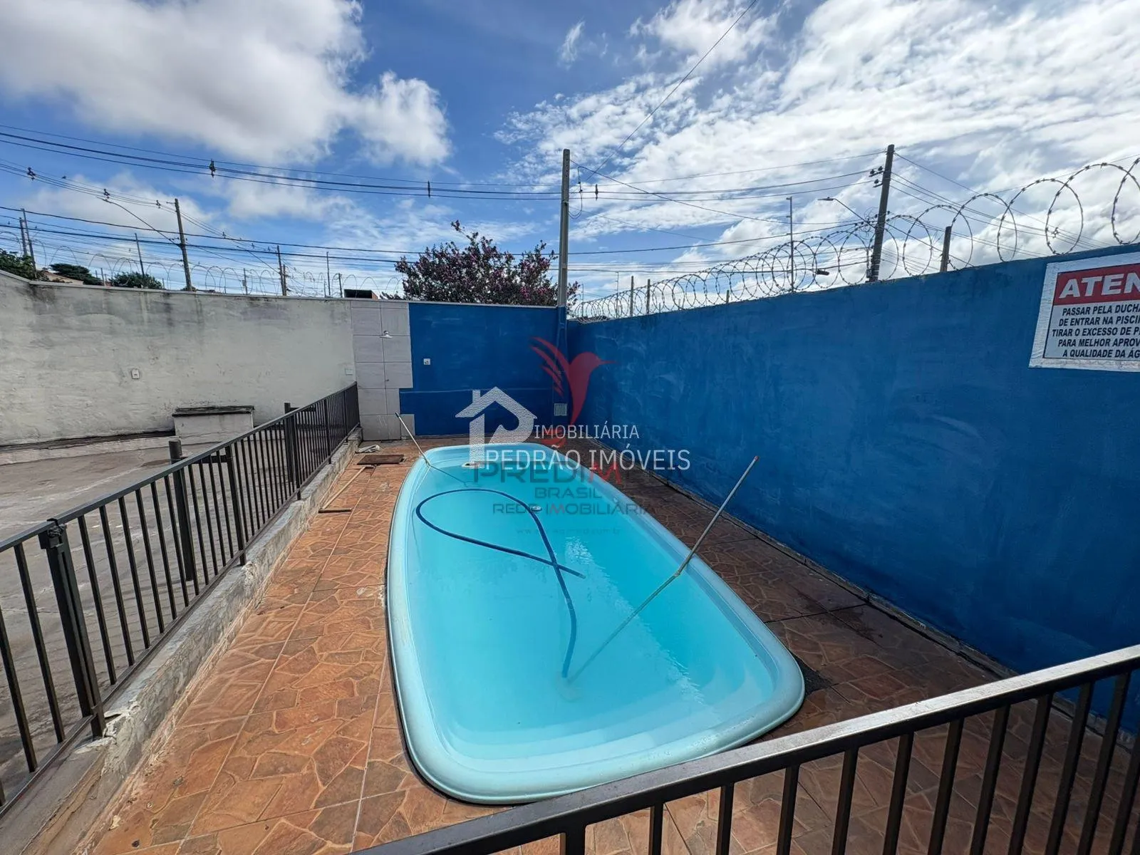 Imagem Casa de esquina no bairro Antonio Lopes. Lençóis Paulistas.. Aceita financiamento