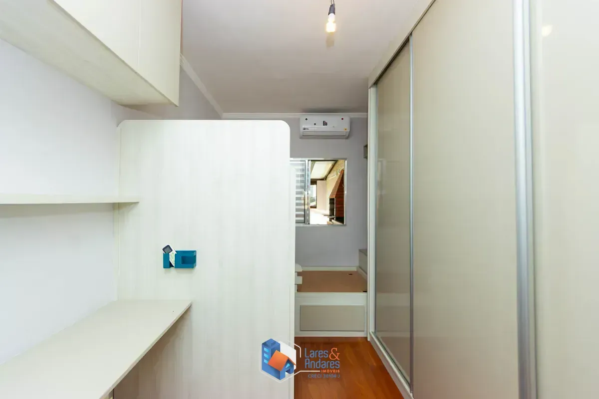 Imagem Sobrado para venda em Vila Fachini com 3 quartos, sendo 1 suíte, 102m²