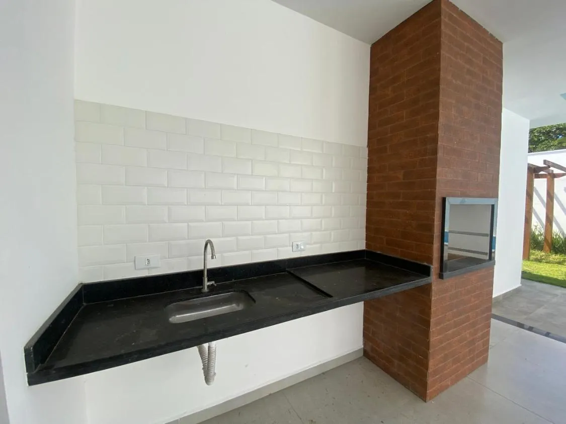 Imagem LINDA CASA COM PISCINA A VENDA NO JD SÃO FERNANDO
