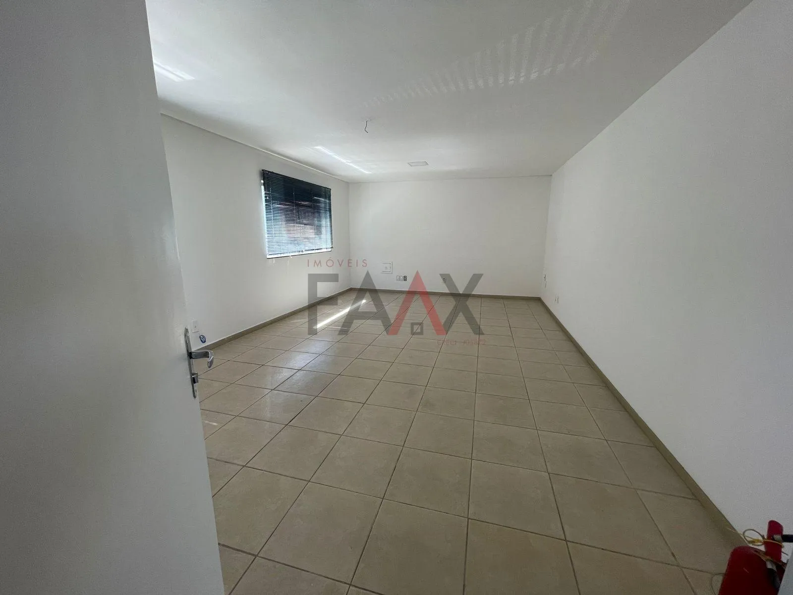 Imagem Excelente Sala Comercial para locação em cima da Odontocenter, CENTRO - Gpva, GUARAPUAVA - PR