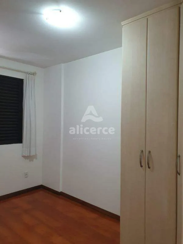 Imagem Apartamento à venda com 2 quartos 1 suíte, 76m² em Centro Florianópolis