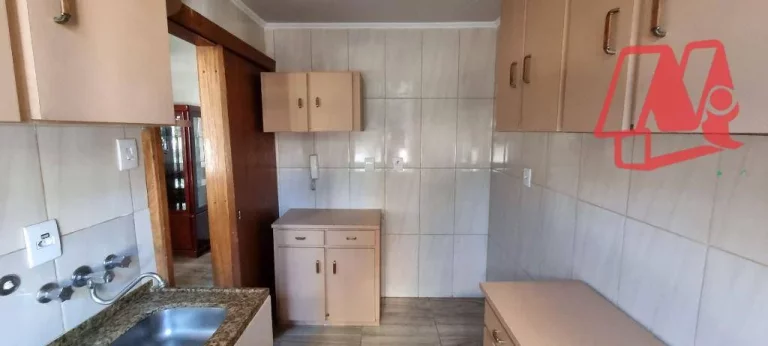 Imagem Apartamento térreo com 2 dormitórios no bairro Auxiliadora - Porto Alegre/RS