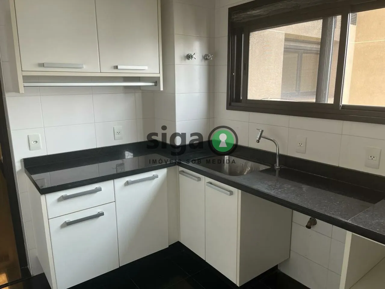 Imagem APARTAMENTO Á VENDA NO PANAMBY COM TRÊS SUÍTES POR 2.250.000, RUA ITAPAIUNA!