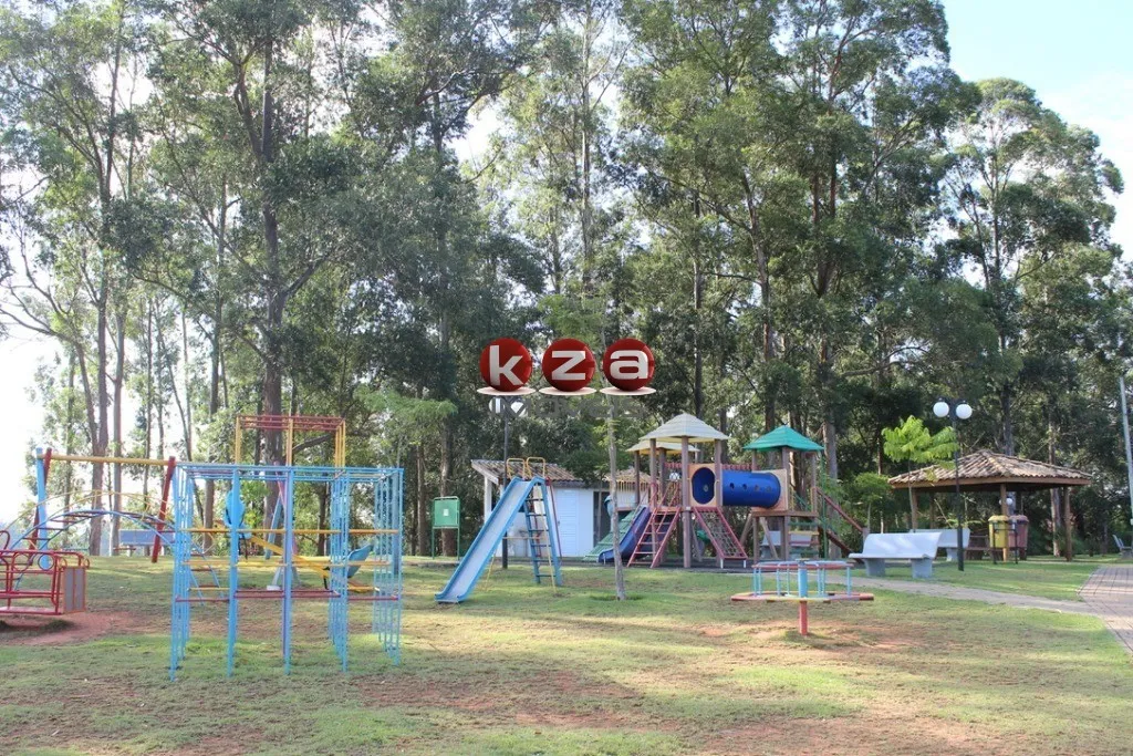 Imagem Terreno lindo a venda com 810 metros no Condomínio Terras de Santa Teresa - Entre Vinhedo e Itupeva-SP