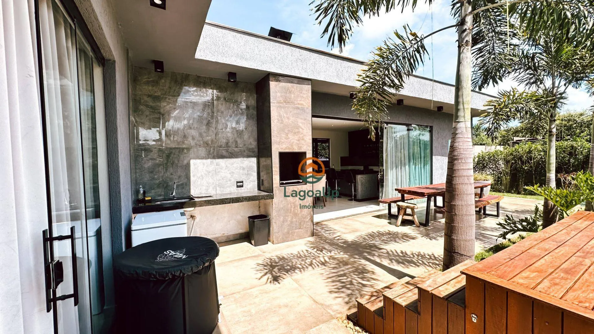 Imagem Casa com 2 dormitórios à venda, 145 m² por R$ 750.000,00 - Condomínio Vale Do Luar - Jaboticatubas/MG