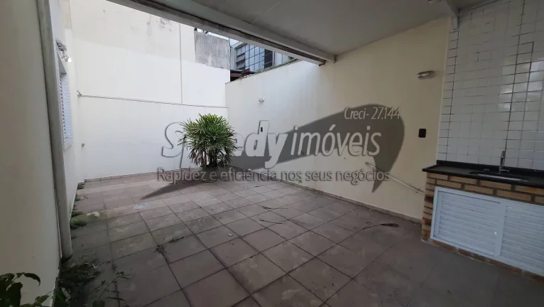 Imagem Casa em Santos á venda com 3 dormitórios.