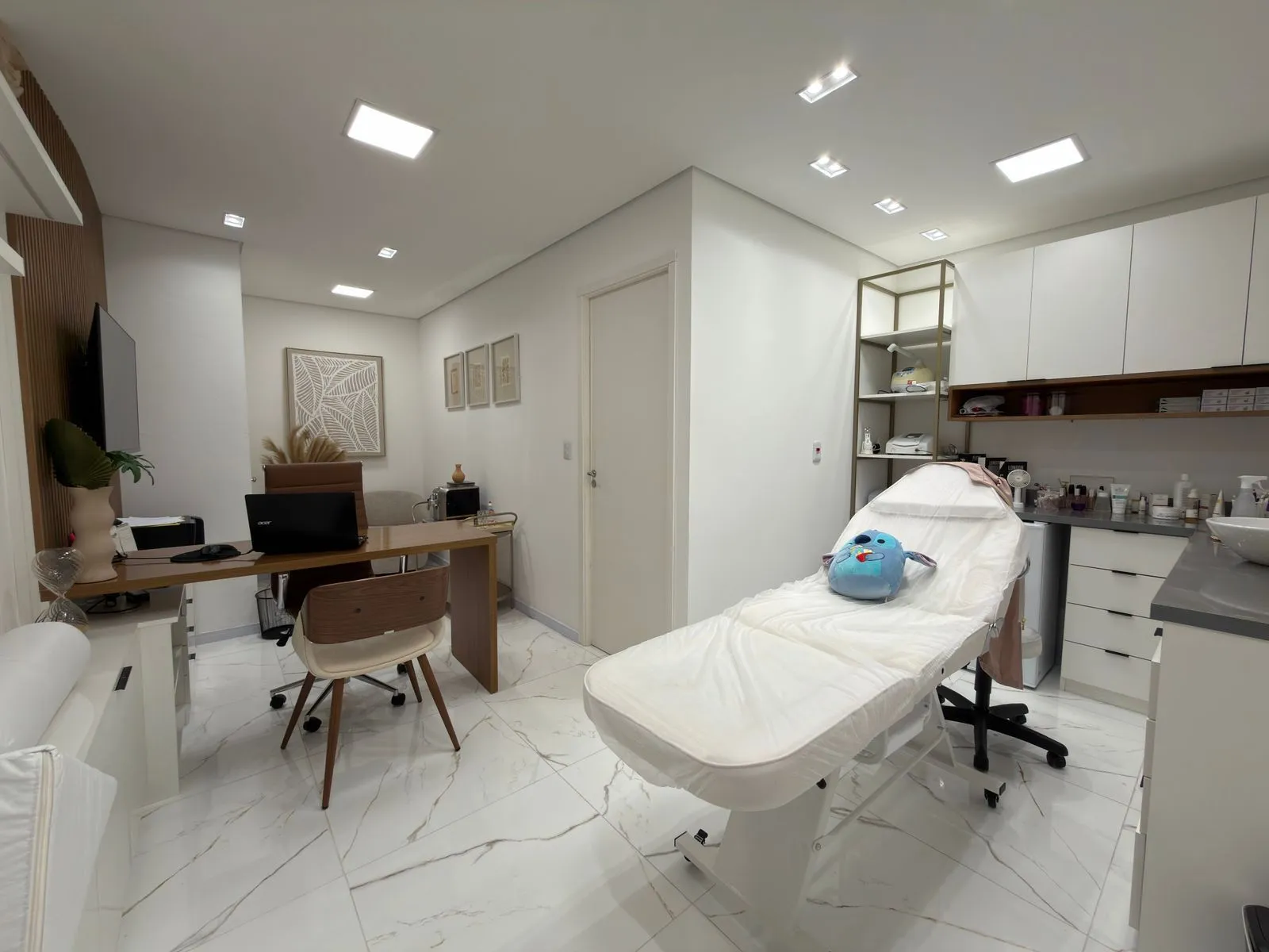 Imagem Ponto Comercial de Estética à Venda - Hípica